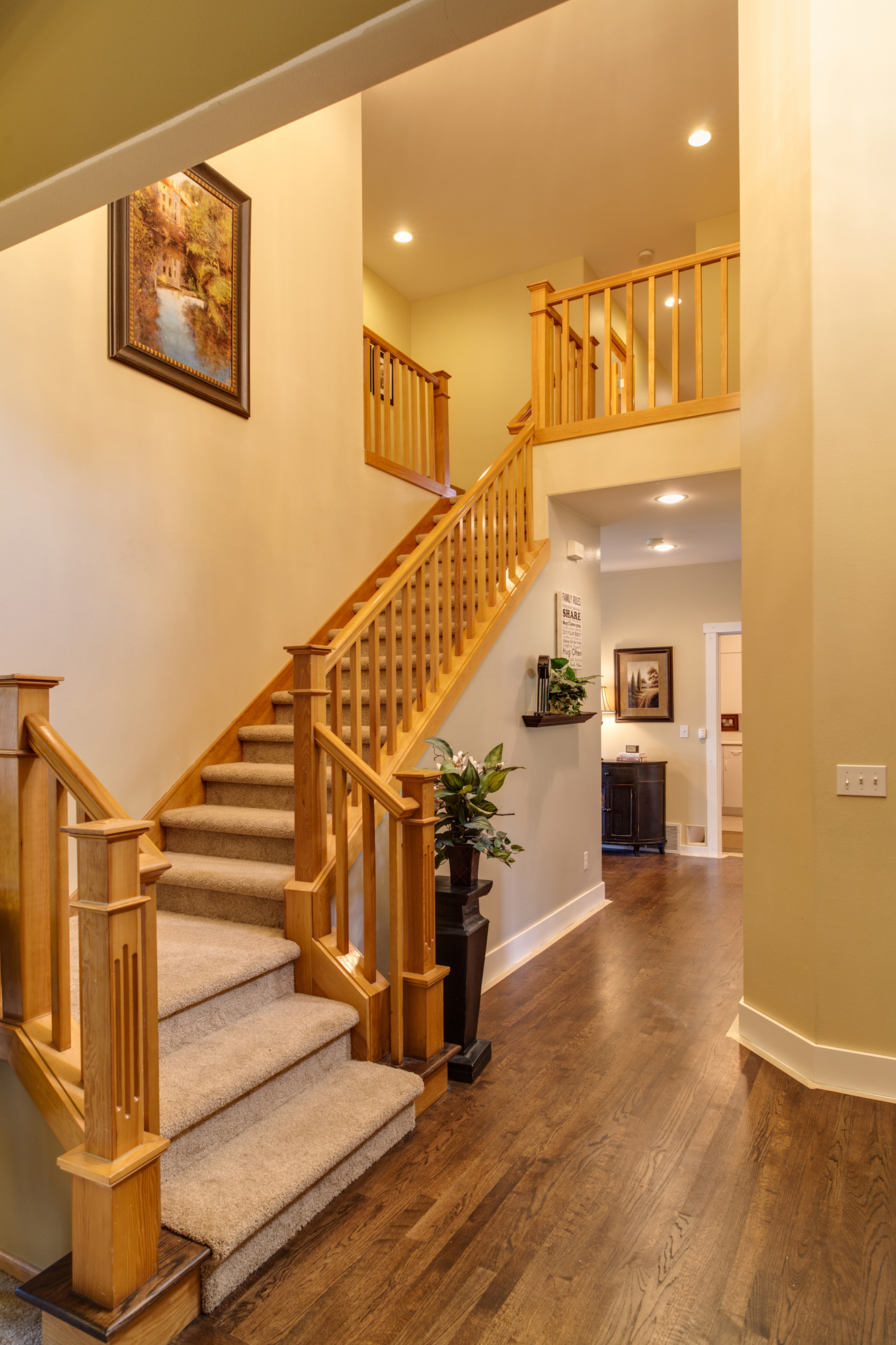 Seattle Bellevue Real Estate Photography Entry and Stairs